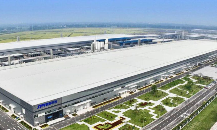 The Nanjinger - 4.5 Million Solar Cells Shipped per Day over CNY by Huai’an Manufacturer