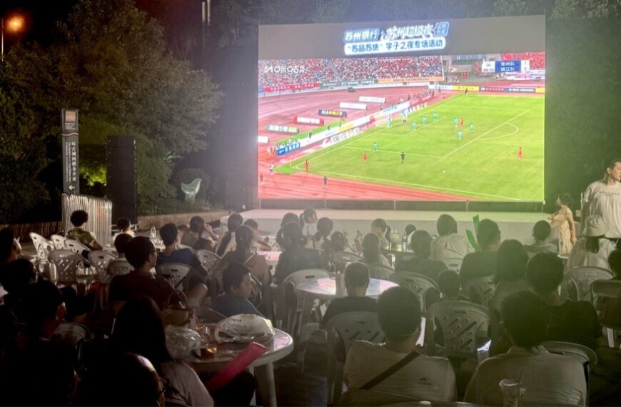 Changzhou Breaks their Football Duck Scoring First Goal in Jiangsu City League